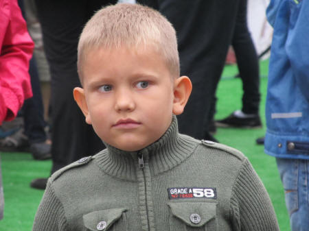 Парк Горького 31.08.2013. Дети на празднике Еды и Афиши. Сказки. Игры. Викторины. Юморины. "Мерцалки". Еда зовет, Афиша приглашает! Автор фото председатель НСНБР А.Г.Огнивцев.
